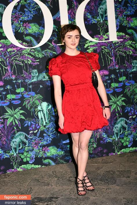 maisie williams titties|See Maisie Williams Nude 